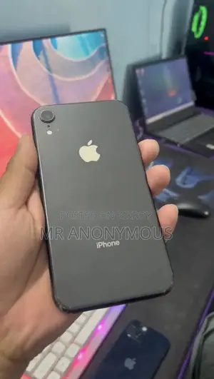 Apple iPhone XR (Used)