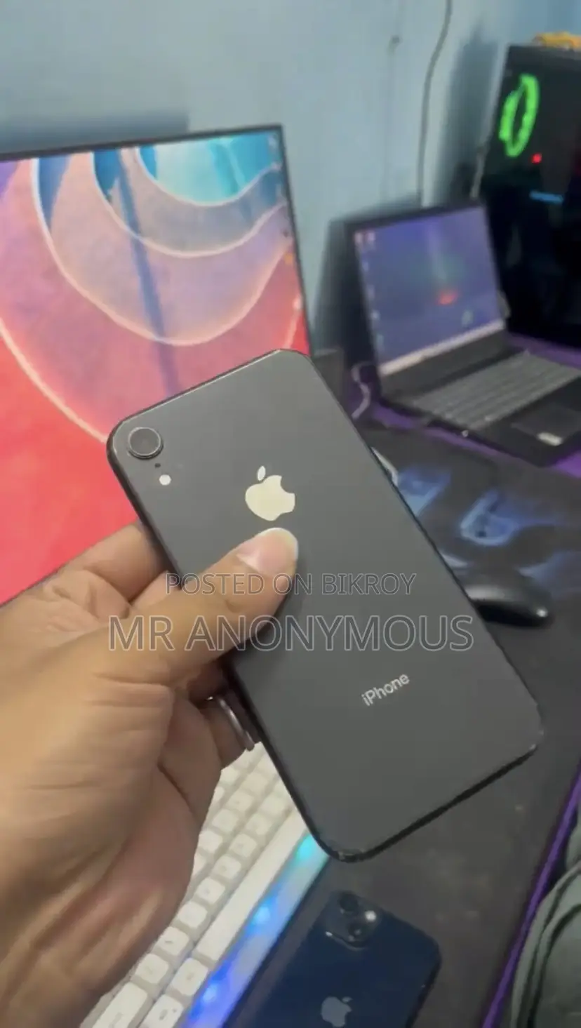 Apple iPhone XR (Used)