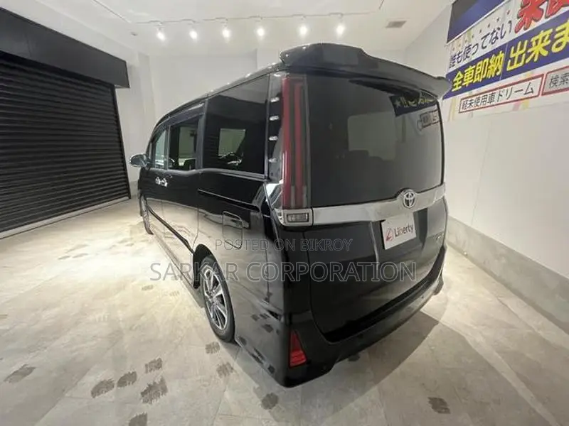 Toyota Noah WXB NON HYBRID 2021