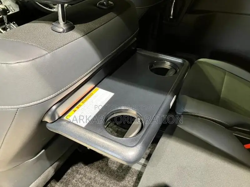 Toyota Noah WXB NON HYBRID 2021