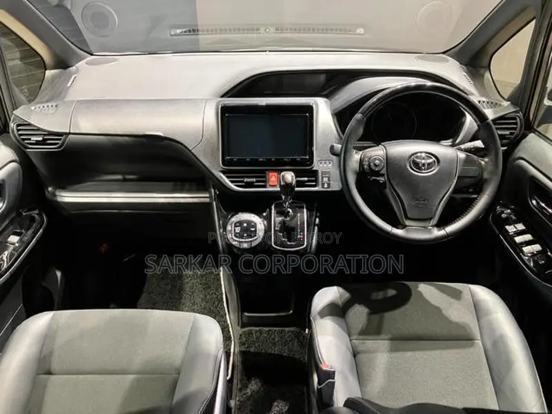 Toyota Noah WXB NON HYBRID 2021