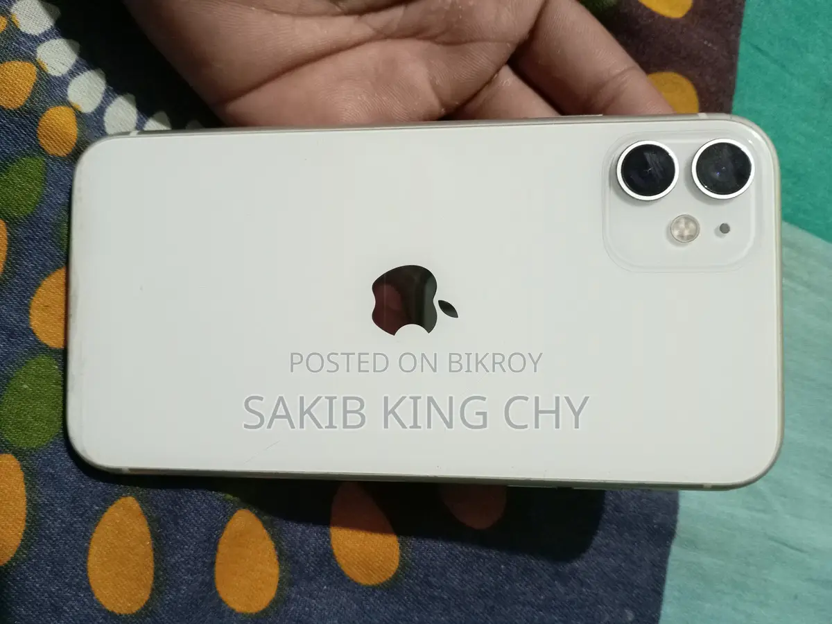 Apple iPhone 11 (Used)