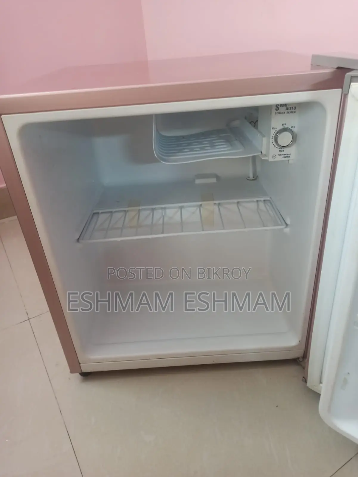 মিনি ফ্রিজ / ফার্মেসি