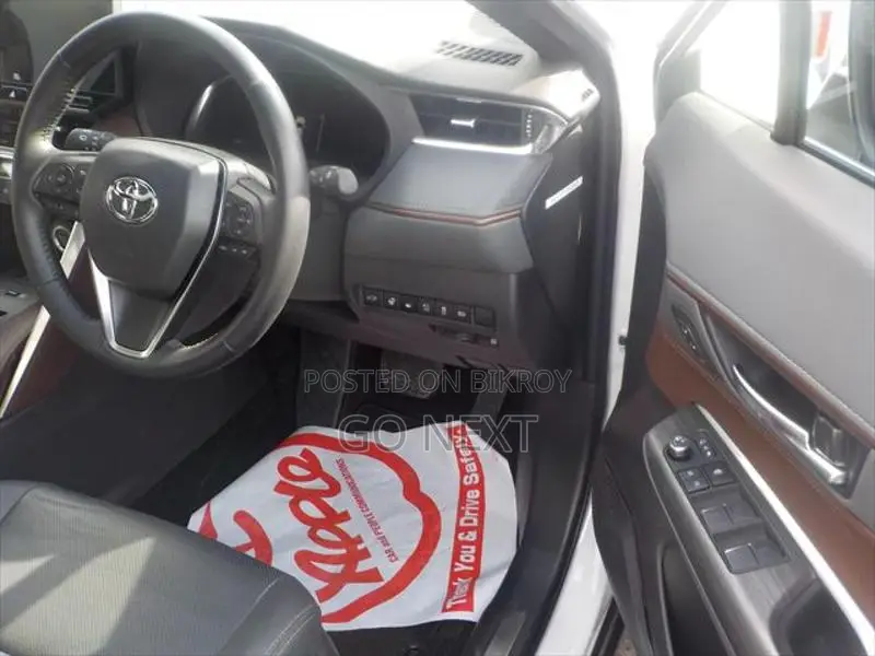 Toyota Harrier Z LEATHER 2025