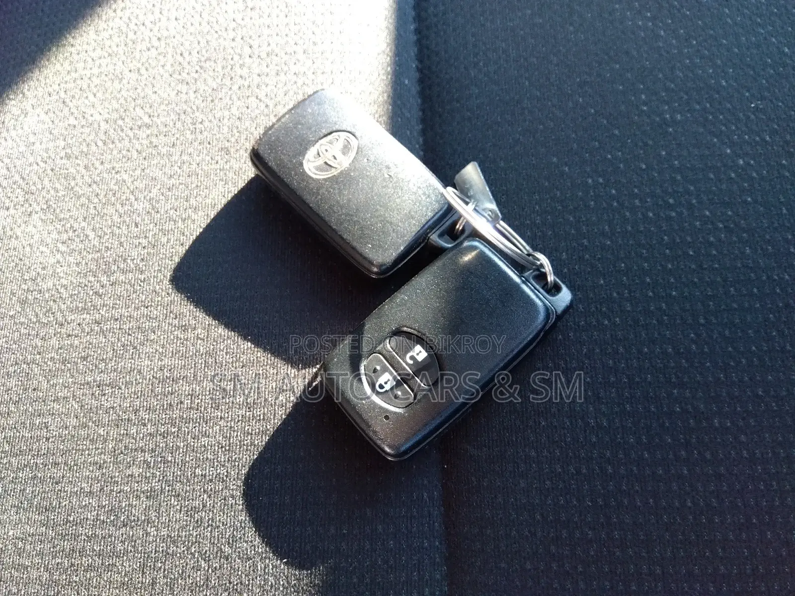Toyota Fielder Hybrid EX Silver 2020