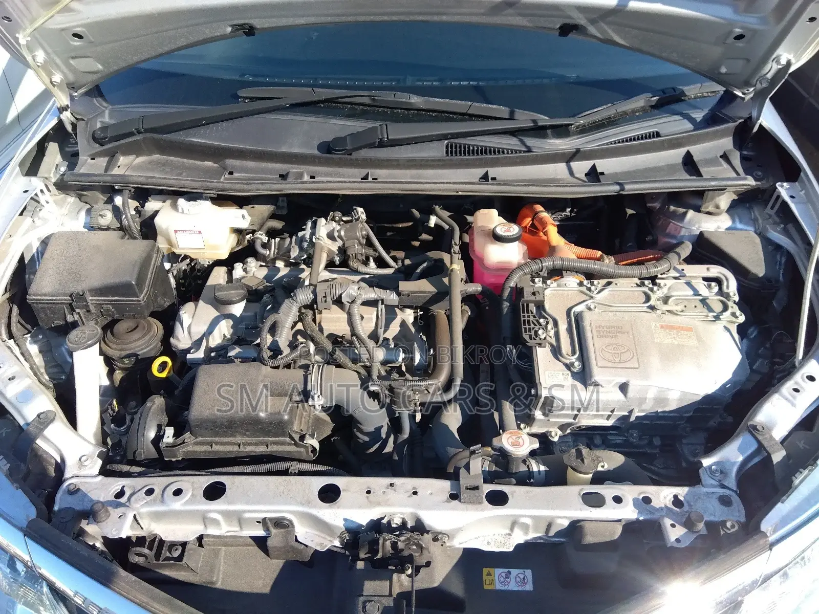 Toyota Fielder Hybrid EX Silver 2020