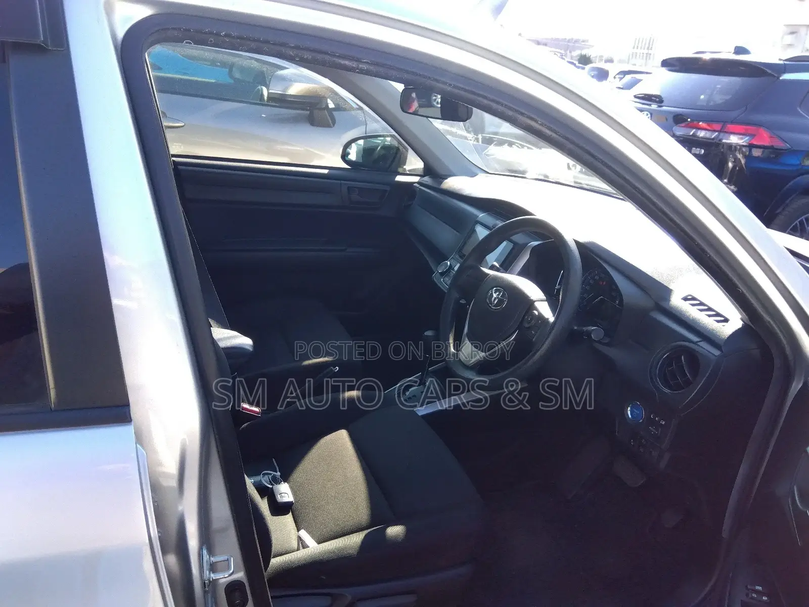 Toyota Fielder Hybrid EX Silver 2020
