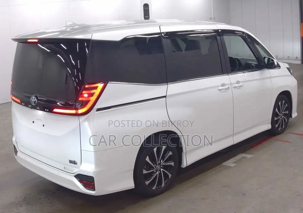 Toyota Noah 2020
