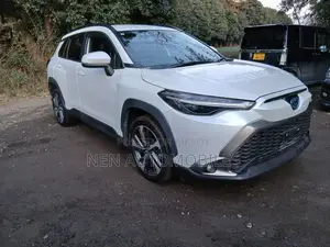 Toyota Cross Z LEATHER 2021