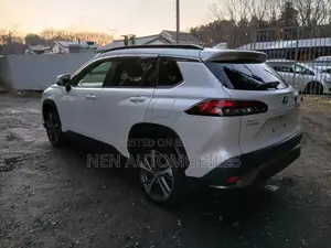 Toyota Cross Z LEATHER 2021
