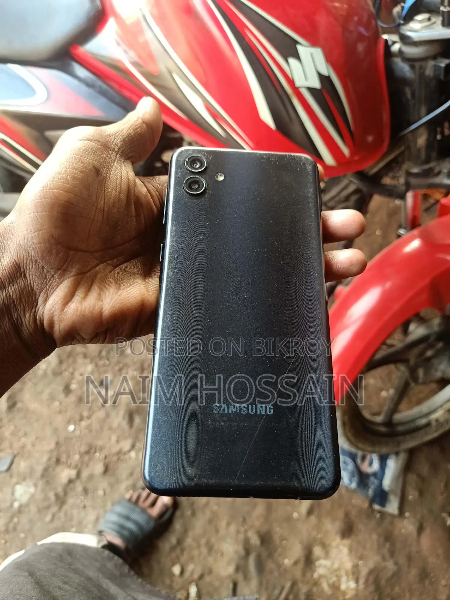 Samsung Galaxy A04e . (Used)