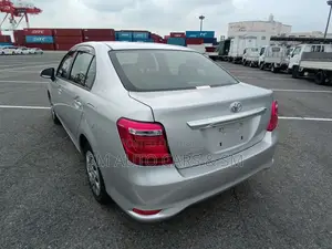 টয়োটা এক্সিও নন-হাইব্রিড ইএক্স সিলভার ২০২০