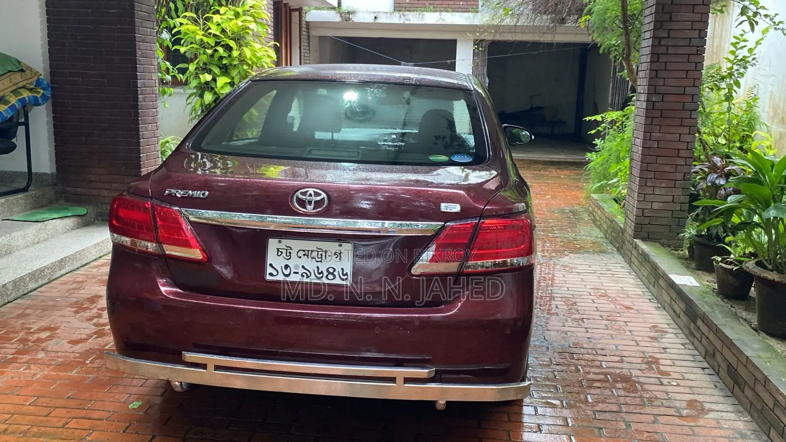 Toyota Premio 2018 Brown