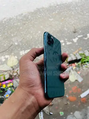 Apple iPhone 11 Pro all parts original (Used)