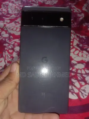 Google Pixel 6 . (Used)