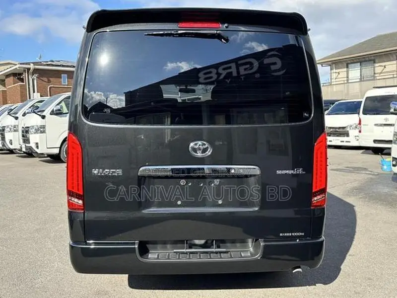 Toyota Hiace SUPER GL DARK PRIME 2021