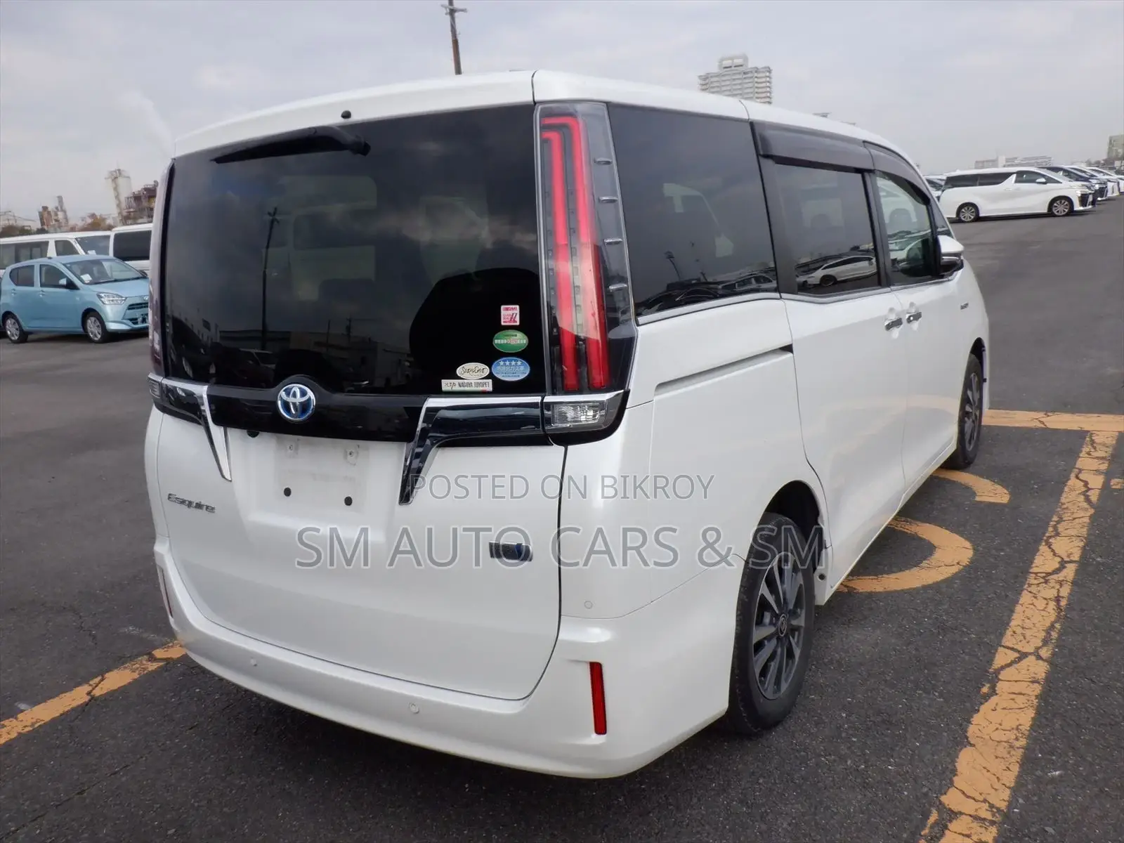Toyota Esquire Hybrid Gi Pearl 2020