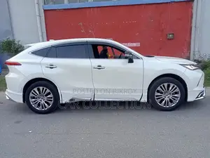 Toyota Harrier Z LeatherNonHy Pearl 2020