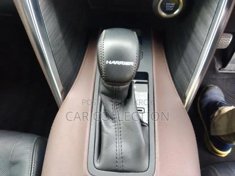 Toyota Harrier Z LeatherNonHy Pearl 2020