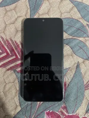 Samsung Galaxy S22 (Used)