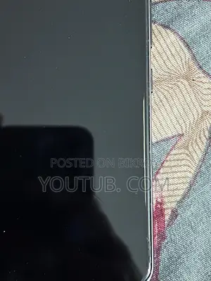 Samsung Galaxy S22 (Used)