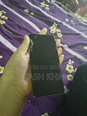 Samsung Galaxy S10 ` (Used)