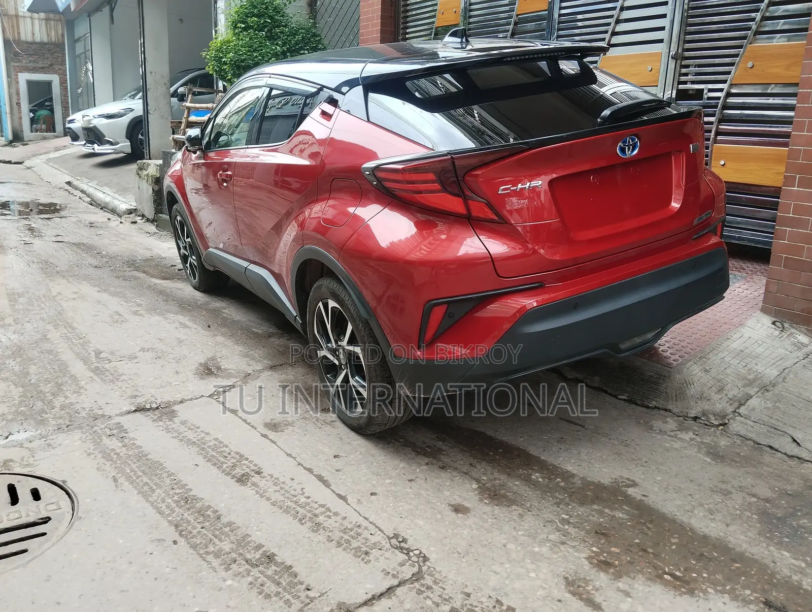 Toyota C-HR TWO TON COLOR 2019
