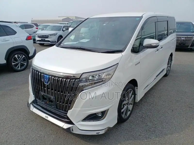 Toyota Esquire GI PREM.PEARL COLOR 2020