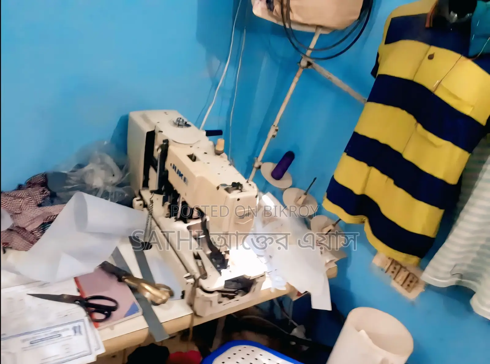 জুকি বাটন হোল মেশিন