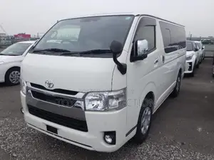 Toyota Hiace SUPER GL PUSH START 2021