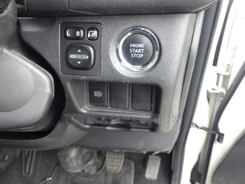 Toyota Hiace SUPER GL PUSH START 2021
