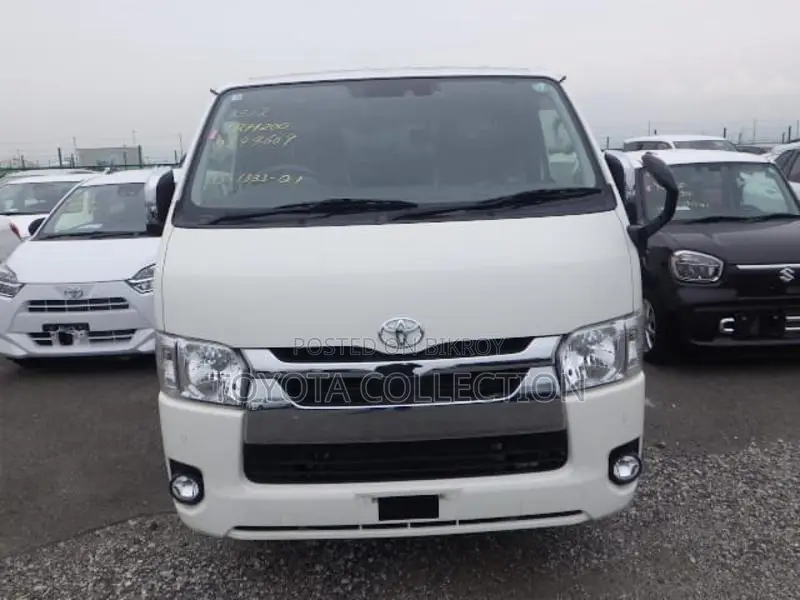 Toyota Hiace SUPER GL PUSH START 2021