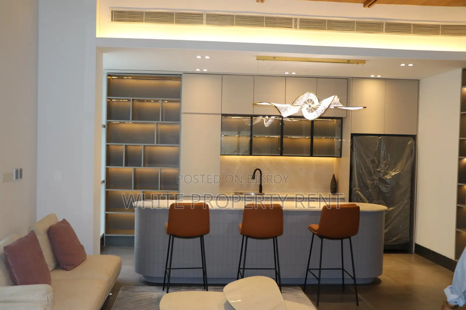 Luxurious Apartment Rent at Gulshan 2, Road 111