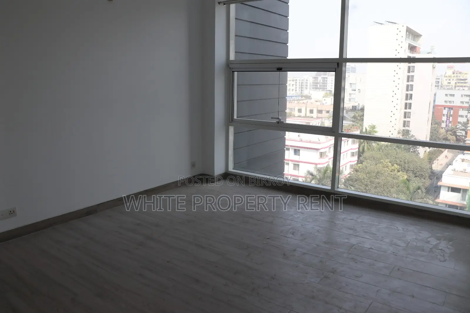 Luxurious Apartment Rent at Gulshan 2, Road 111