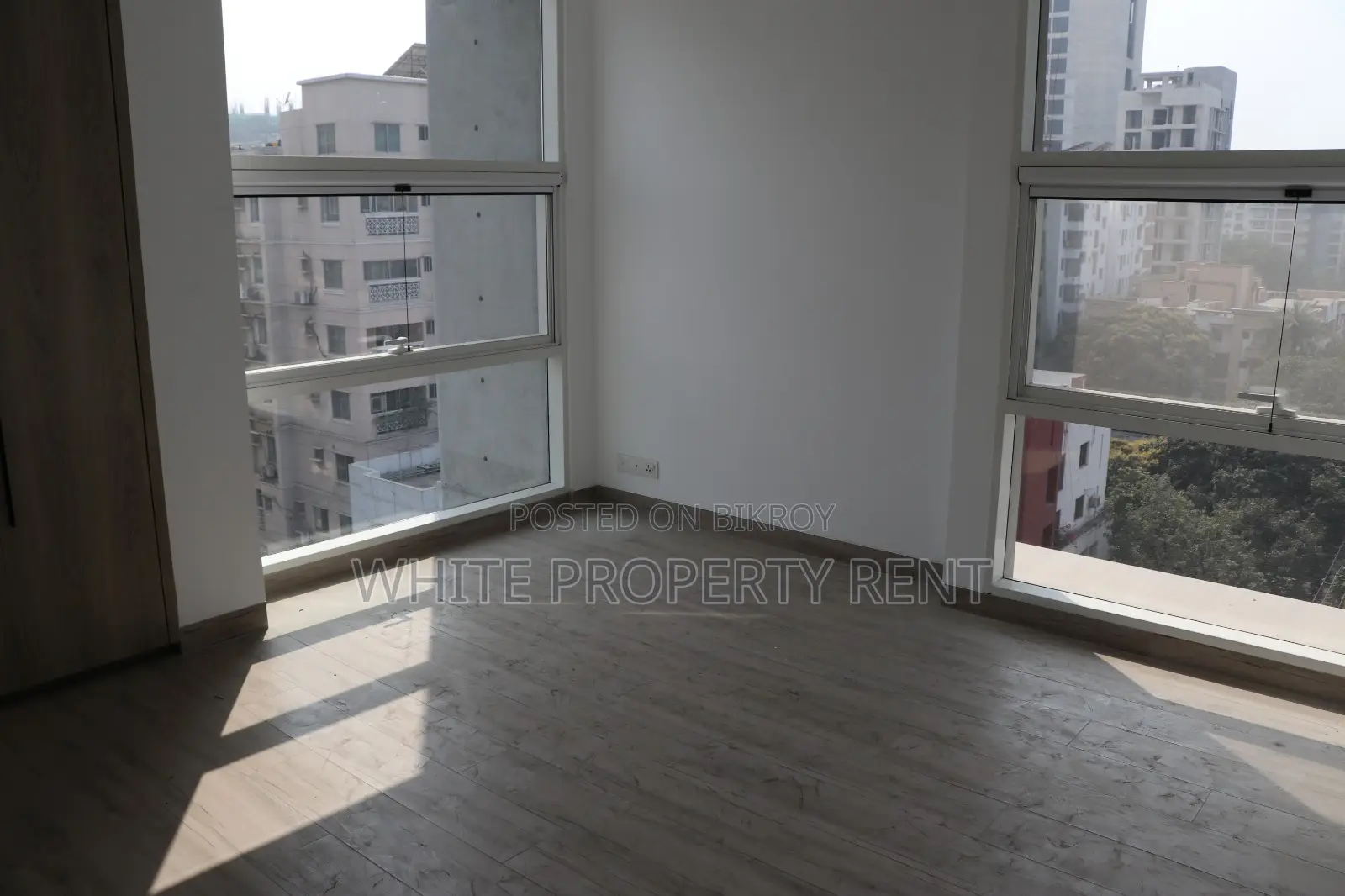 Luxurious Apartment Rent at Gulshan 2, Road 111