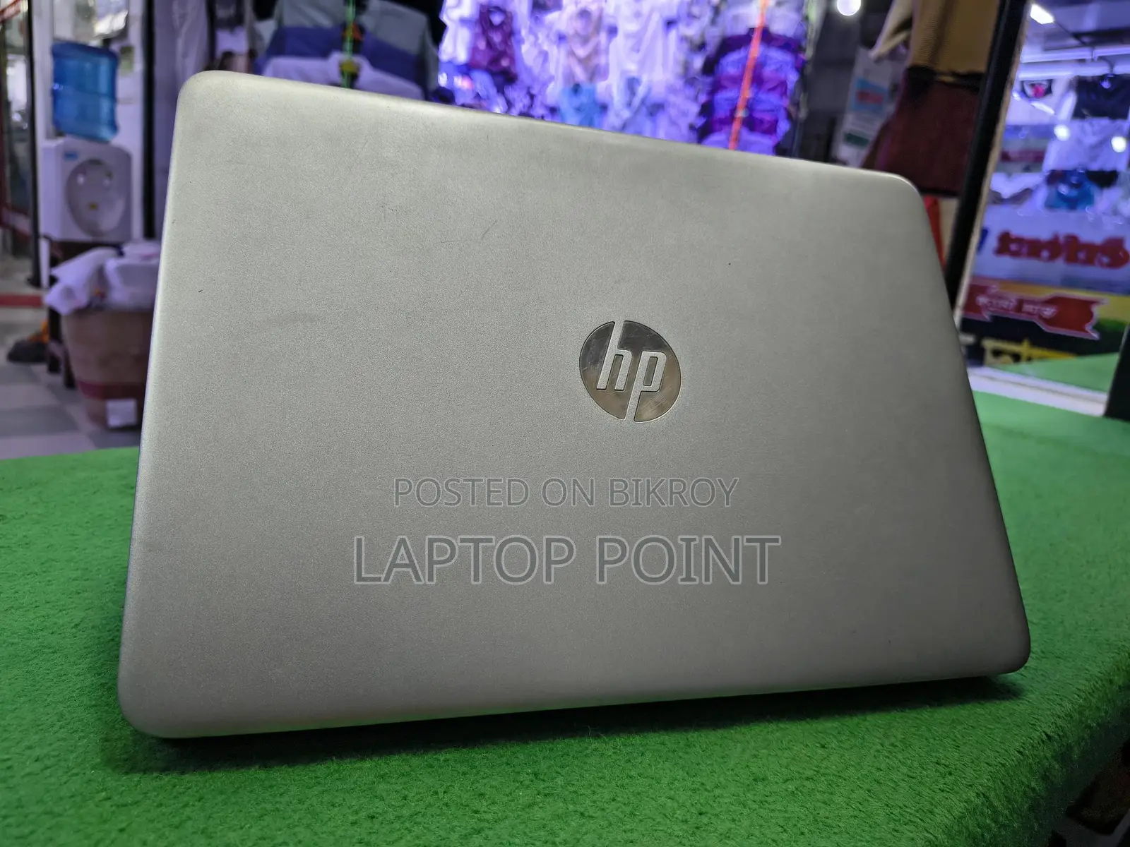 HP 840 G3 6th Gen: i5 8GB RAM / 256GB SSD
