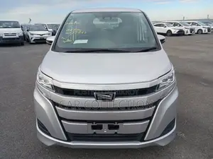 Toyota Noah X Non Hybrid Silver 2021