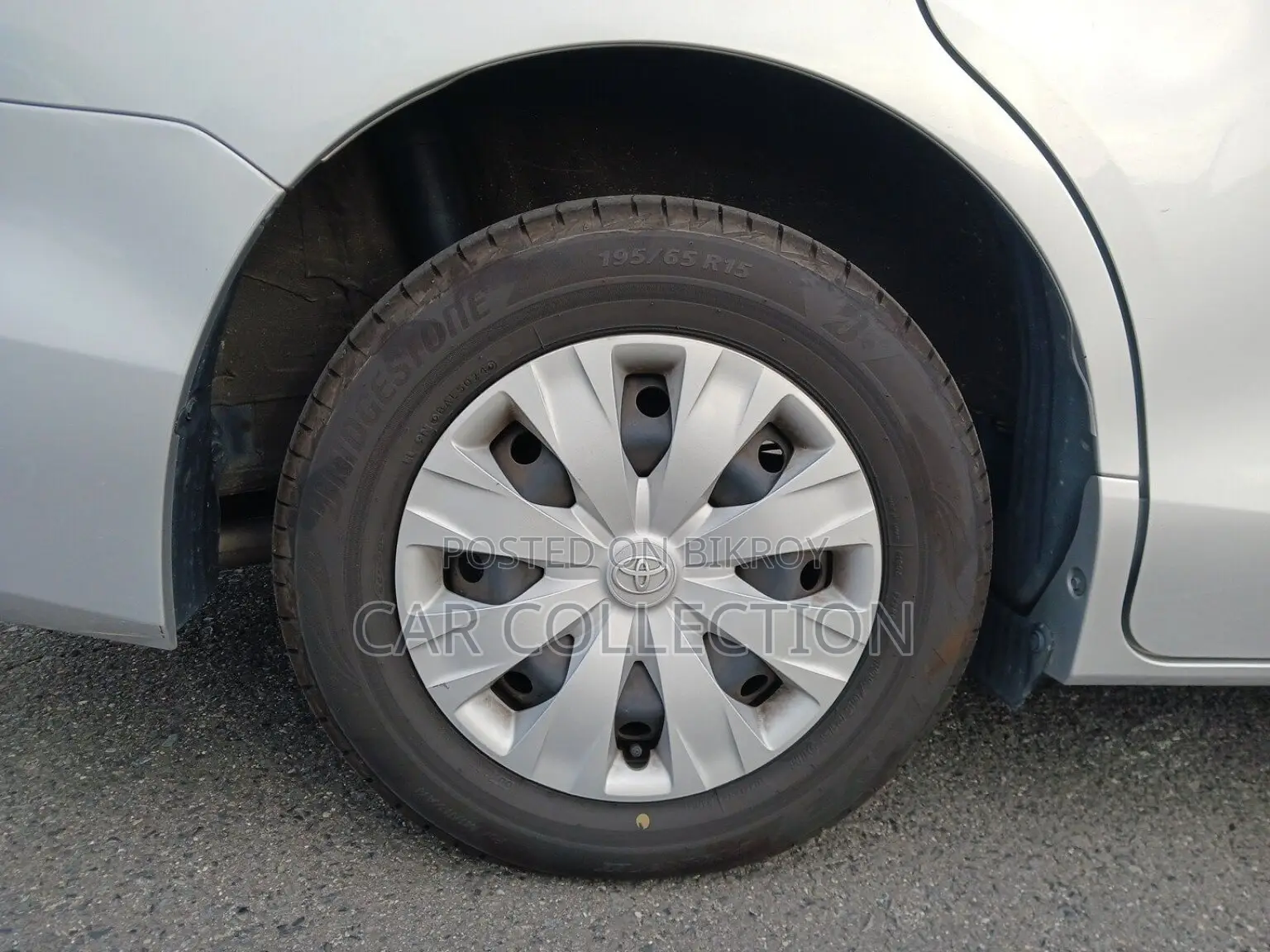Toyota Noah X Non Hybrid Silver 2021