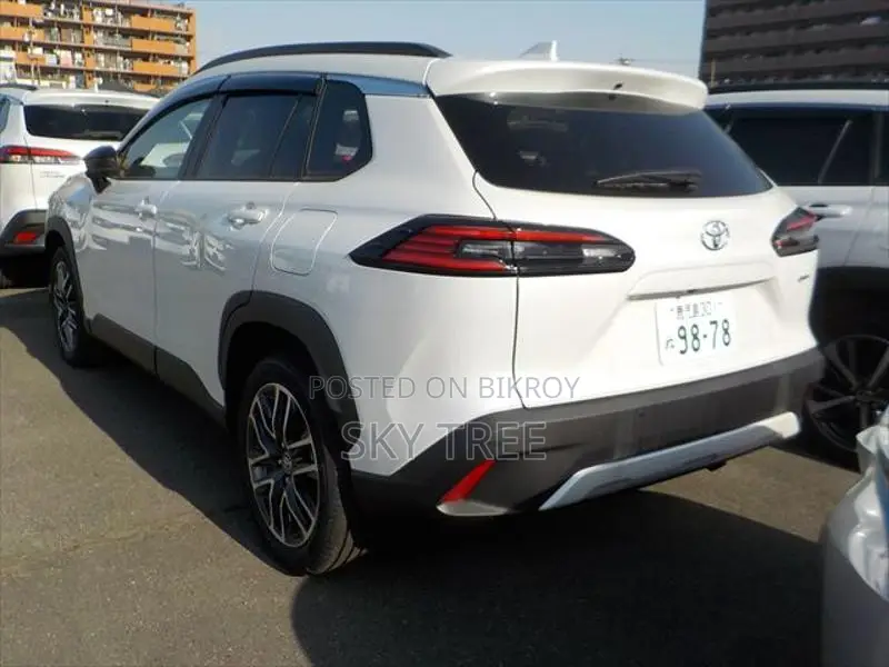 Toyota Corolla Cross z PACKAGE 2025