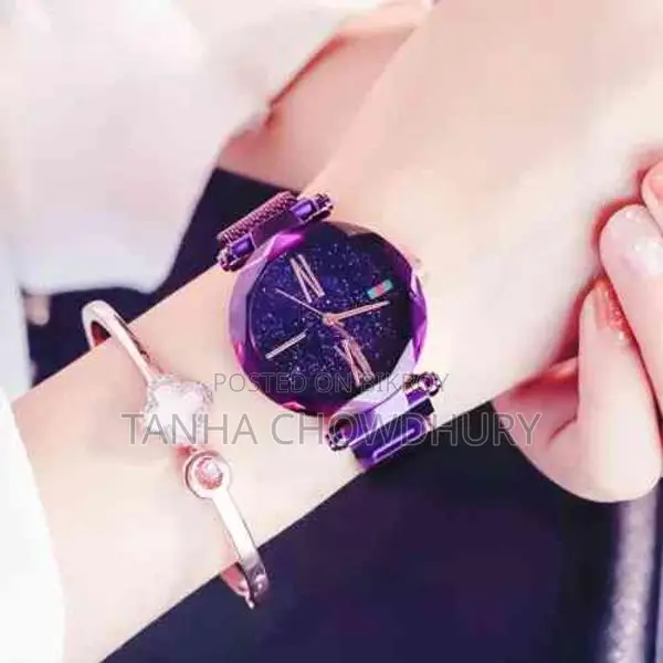Magnet Analog Watch