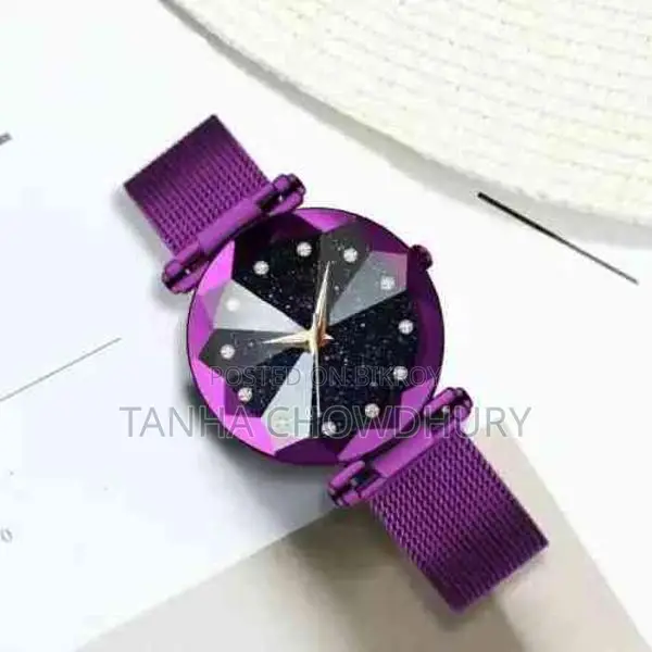 Magnet Analog Watch