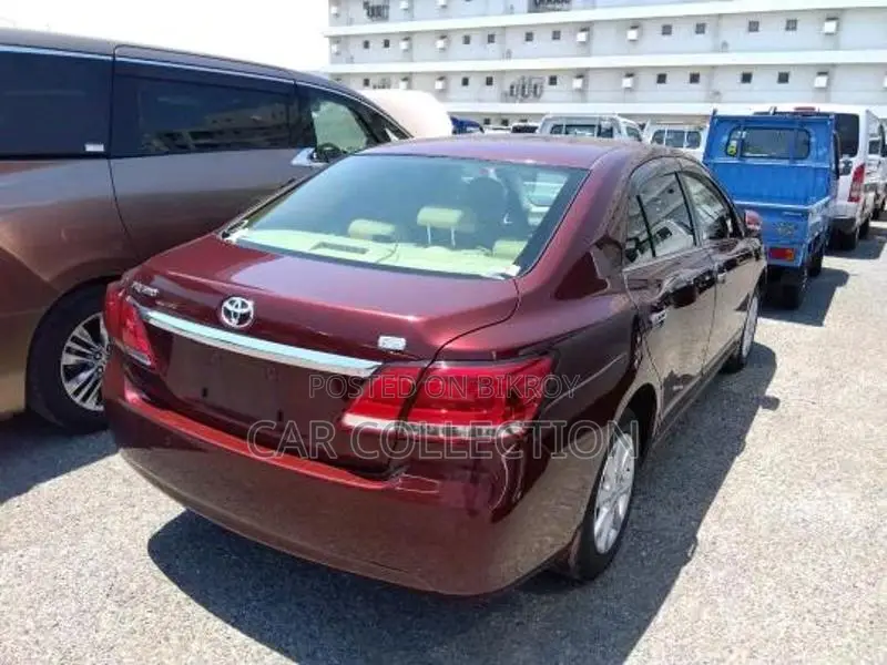 Toyota Premio F-ex 2020