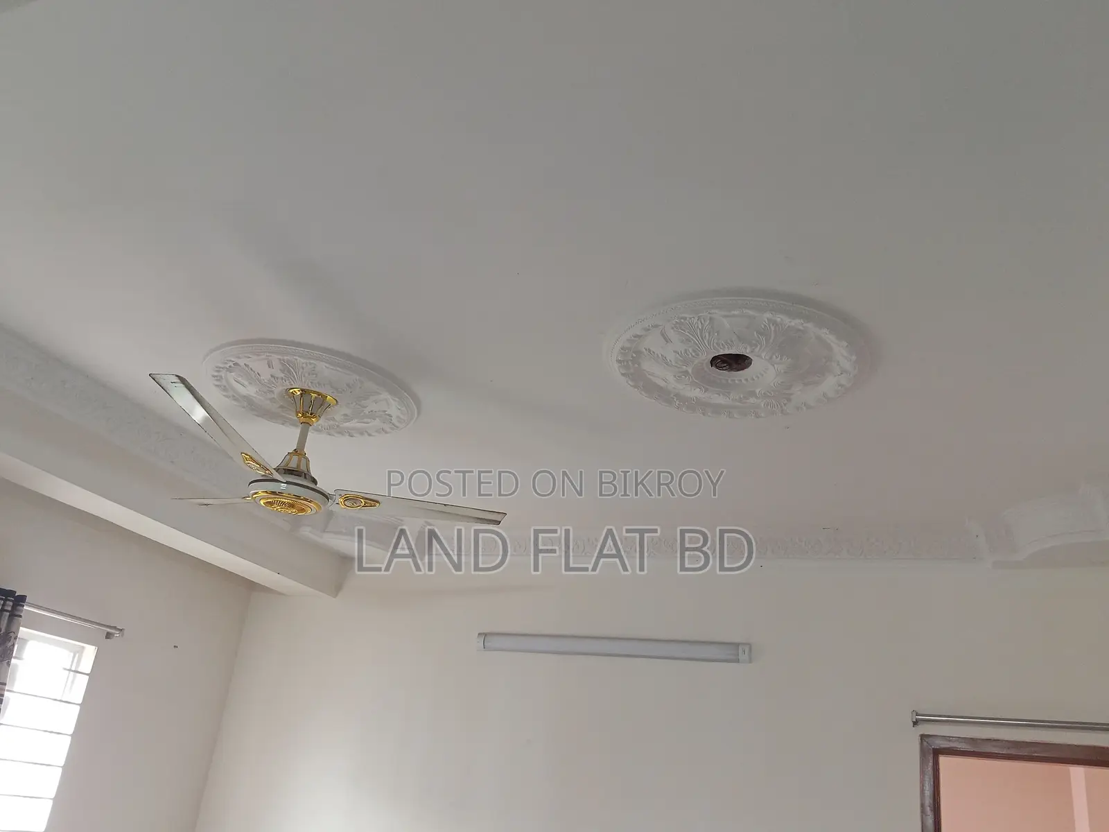 1ST FLOOR # SOUTH FACING @ FLAT FOR SALE 880 SFT