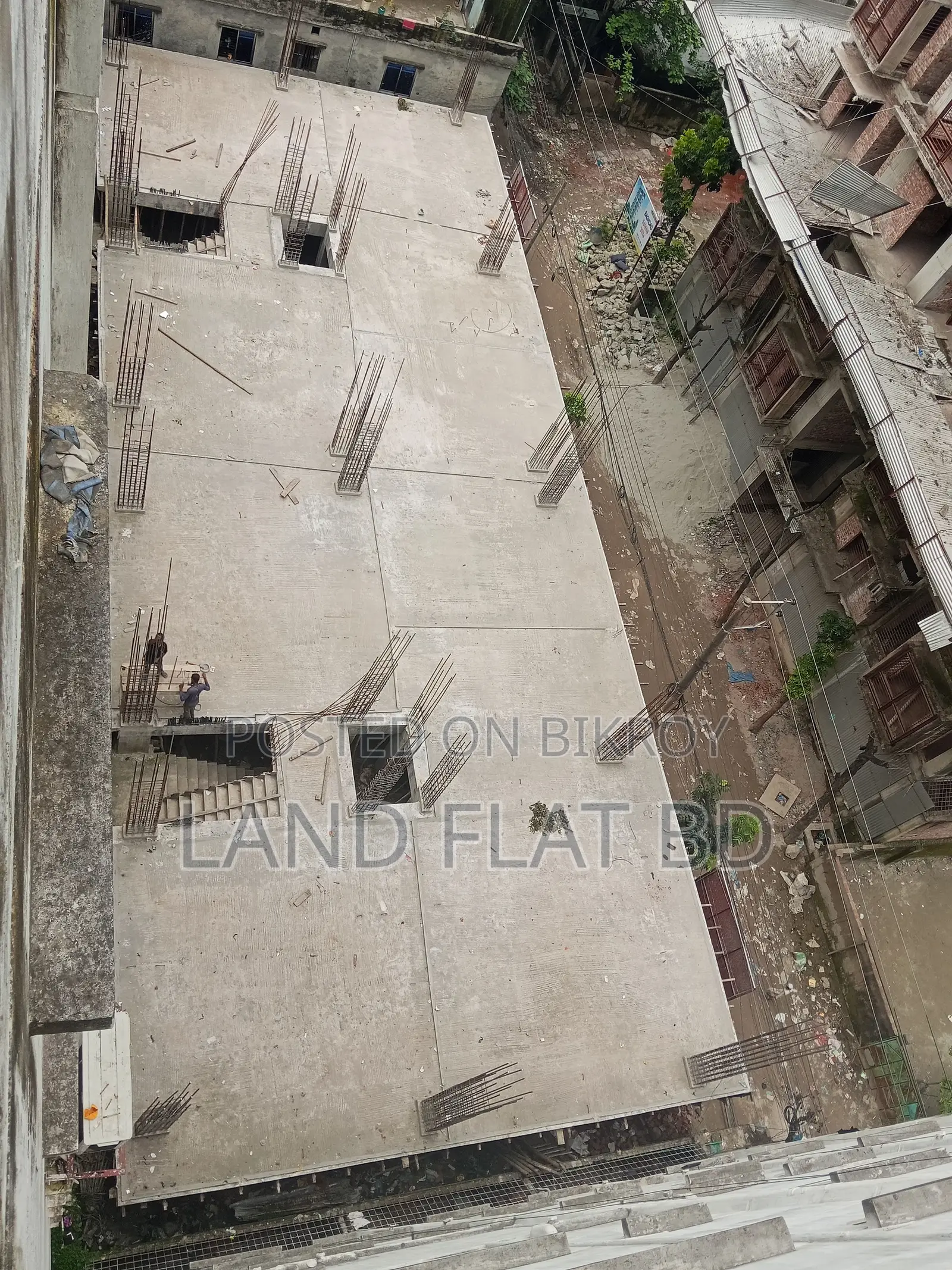 1ST FLOOR # SOUTH FACING @ FLAT FOR SALE 880 SFT