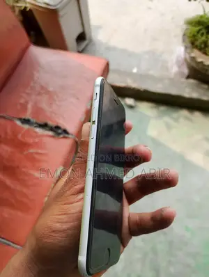 Apple iPhone 6 . (Used)
