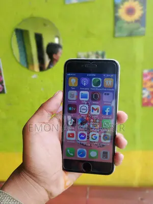 Apple iPhone 6 . (Used)