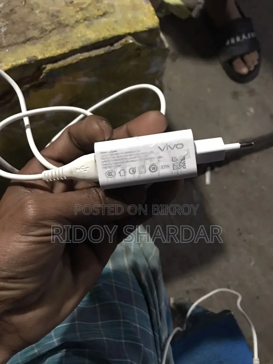 ভিভো অরজিনাল চার্জার ২৭ ওয়াড