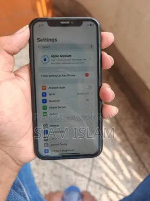 অ্যাপল আইফোন এক্সআর ৬৪ জিবি ব্ল্যাক