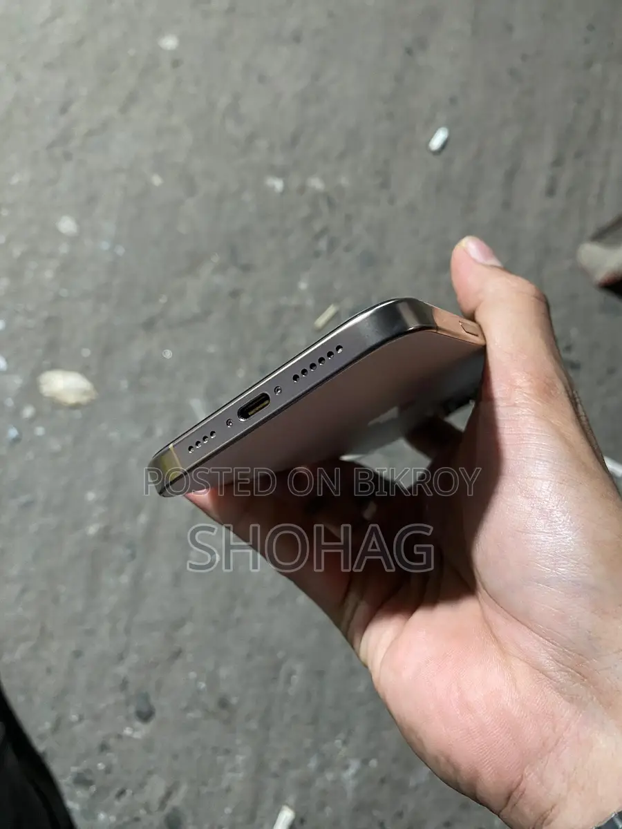 Apple iPhone 16 Pro Max (Used)