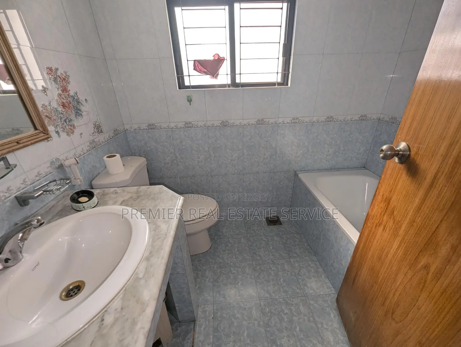 2700sft 4th Floor Luxurious Full Furnished Apartment Rent@gulshan